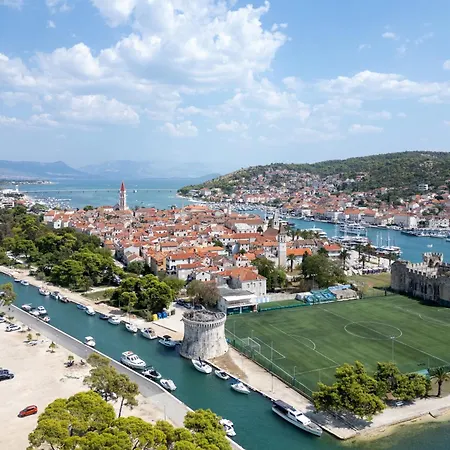 With Parking Space - 15420 * Trogir